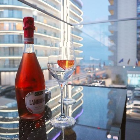 Luxury Apartment By The Sea Mamaia Eksteriør bilde