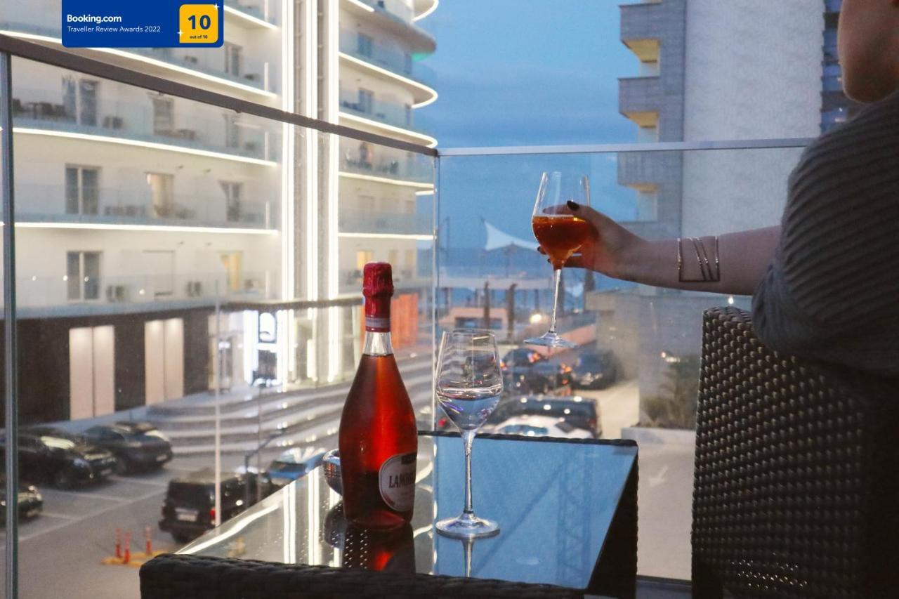 Luxury Apartment By The Sea Mamaia Eksteriør bilde